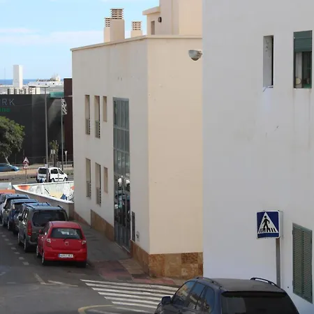 Piso De 2 En Апартаменты Арресифе